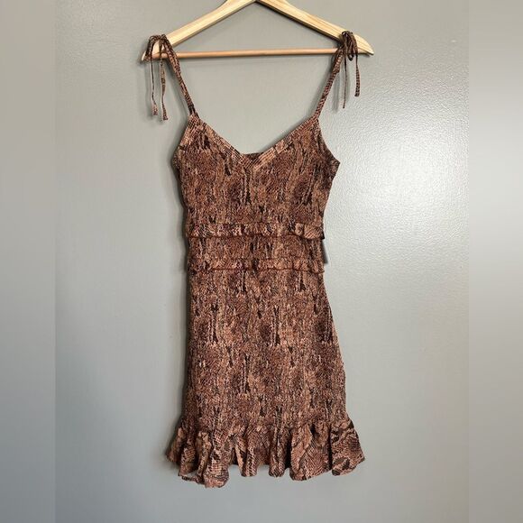 Express animal print smocked mini sundress small resort wear, beach, cruise - Picture 2 of 7